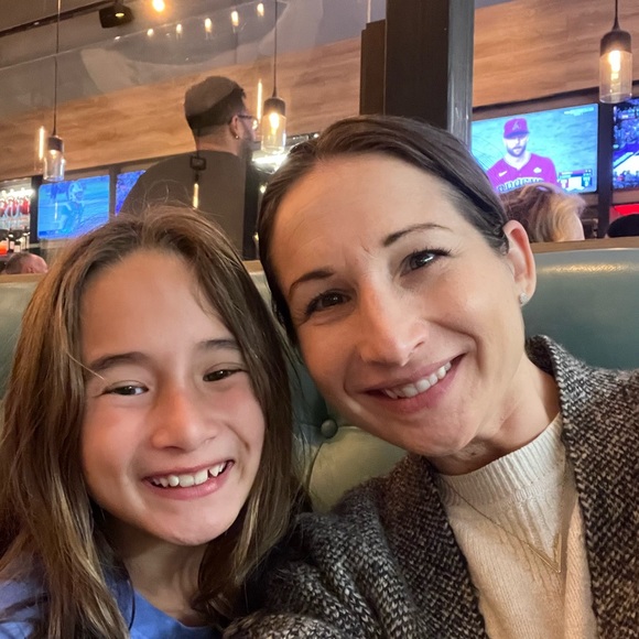 👋 - Picture 5 of 10